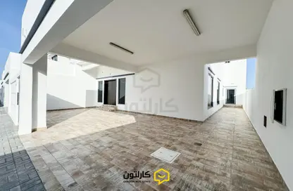 Villa - 5 Bedrooms - 7 Bathrooms for sale in Arad - Muharraq Governorate