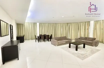 Apartment - 3 Bedrooms - 3 Bathrooms for rent in Mahooz - Manama - Capital Governorate