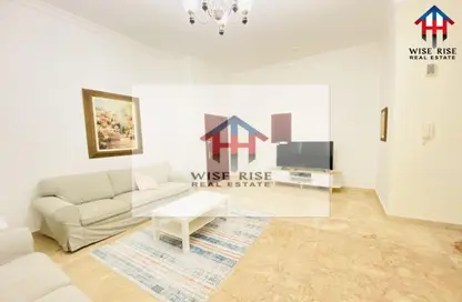 Apartment - 2 Bedrooms - 2 Bathrooms for rent in Zinj - Manama - Capital Governorate