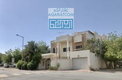 فيلا - 8 غرف نوم - 8 حمامات للايجار في الرفاع الشرقي - الرفاع - المحافظة الجنوبية