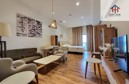 Apartment - Studio - 1 Bathroom for rent in Busaiteen - Muharraq Governorate