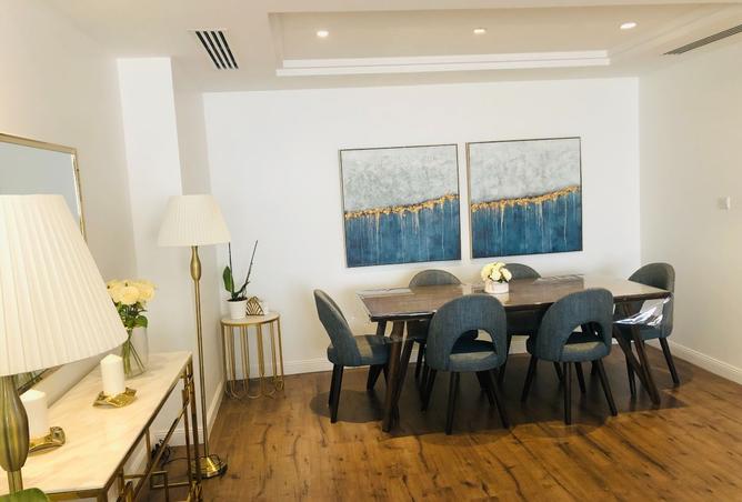 976106 - Property Image 2