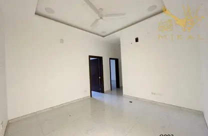 Office Space - Studio - 2 Bathrooms for rent in Hidd - Muharraq Governorate