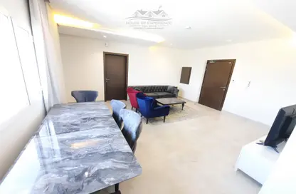 Living / Dining Room image for: Apartment - 1 Bedroom - 1 Bathroom for rent in Mahooz - Manama - Capital Governorate, Image 1