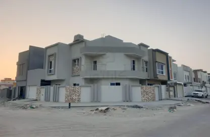 Outdoor Building image for: Villa - 4 Bedrooms - 5 Bathrooms for sale in Bani Jamra - Northern Governorate, Image 1