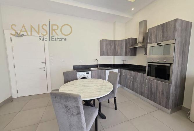 982433 - Property Image 3