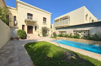 Villa - 5 Bedrooms - 4 Bathrooms for rent in Mahooz - Manama - Capital Governorate