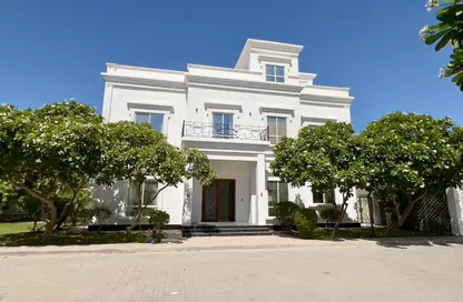 Villa - 5 Bedrooms - 6 Bathrooms for rent in Janabiya - Northern Governorate Villa - 5 Bedrooms - 6 Bathrooms for rent in Janabiya - Northern Governorate