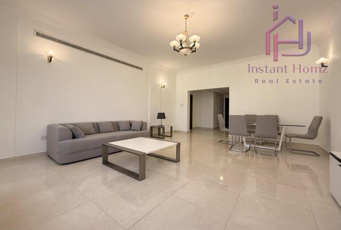 975254 - Property Image 2