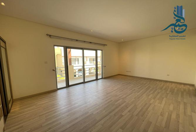 968070 - Property Image 3