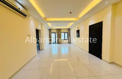 Apartment - 3 Bedrooms - 3 Bathrooms for rent in Hidd - Muharraq Governorate