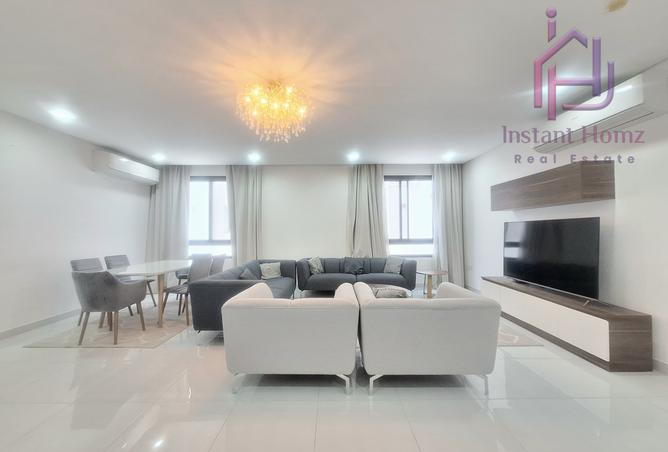 976355 - Property Image 2