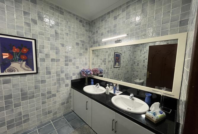 958523 - Property Image 3
