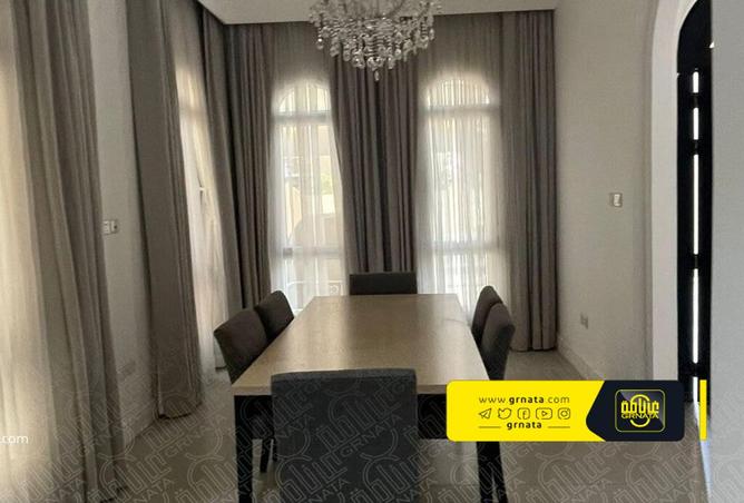 855935 - Property Image 2