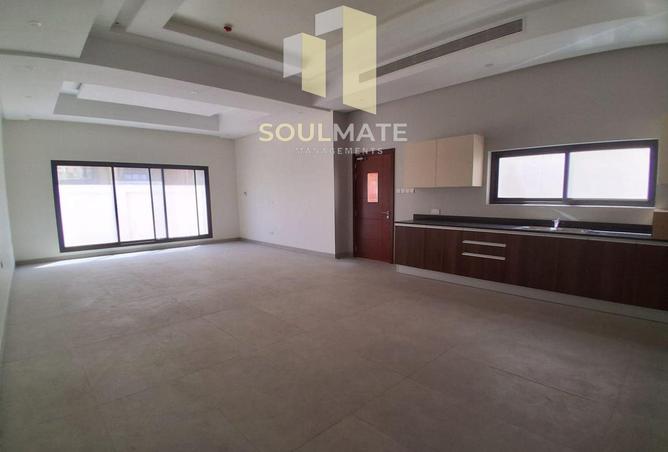 955265 - Property Image 3