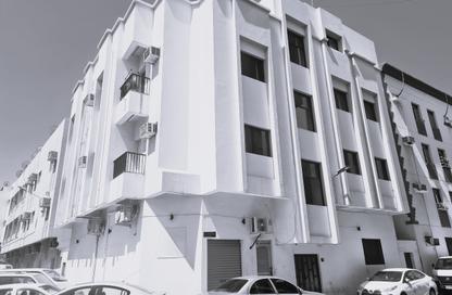 عمارة بالكامل - 3 غرف نوم - 2 حمامات للبيع في الحورة - محافظة العاصمة
