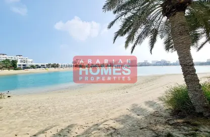 Villa - 4 Bedrooms - 5 Bathrooms for rent in Amwaj Avenue - Amwaj Islands - Muharraq Governorate