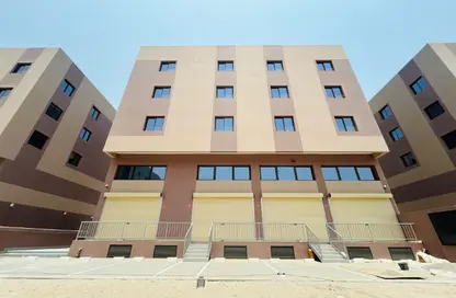 سكن الموظفين - استوديو - 8 حمامات للايجار في توبلي - المحافظة الوسطى