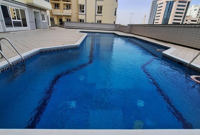 957652 - Property Image 2