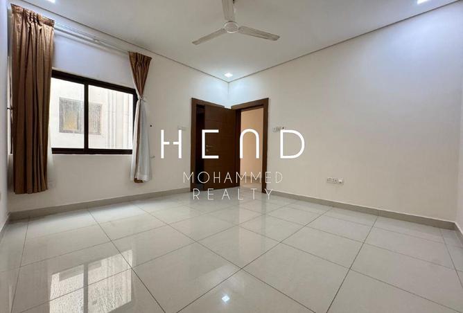 978911 - Property Image 3