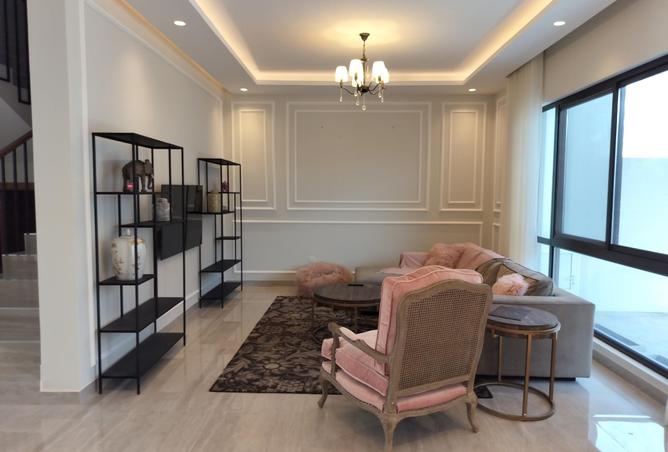 988795 - Property Image 3