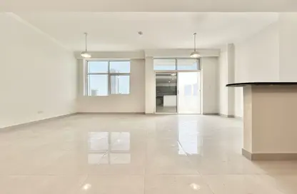 Apartment - 2 Bedrooms - 3 Bathrooms for sale in Sanabis - Manama - Capital Governorate Apartment - 2 Bedrooms - 3 Bathrooms for sale in Sanabis - Manama - Capital Governorate
