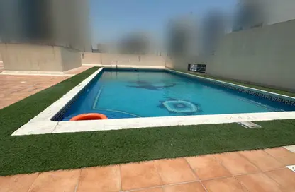 Apartment - 2 Bedrooms - 3 Bathrooms for rent in Al Juffair - Capital Governorate