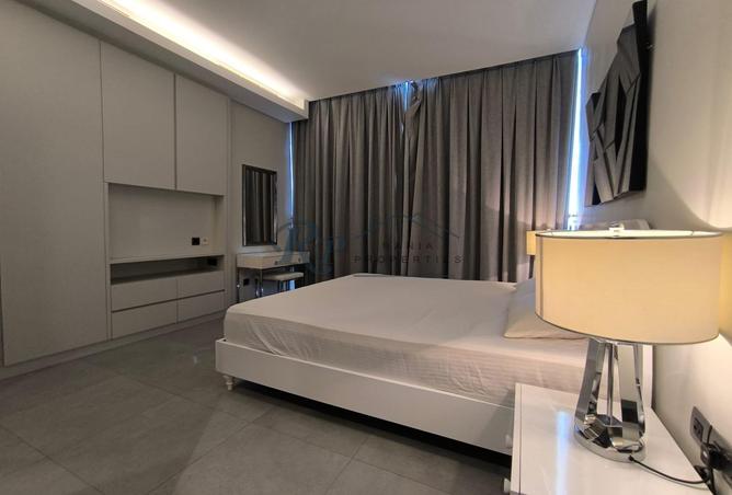 881827 - Property Image 3