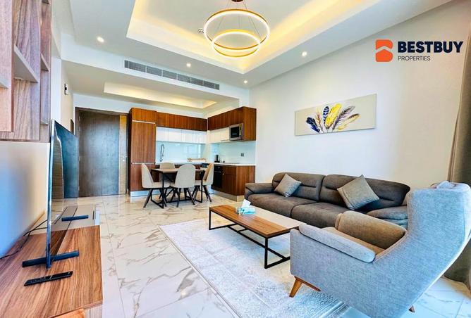 981848 - Property Image 2