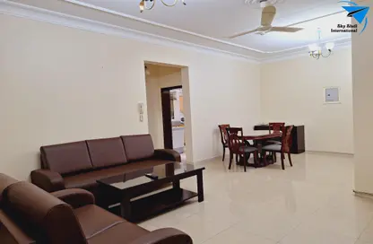 Apartment - 1 Bedroom - 1 Bathroom for rent in Al Juffair - Capital Governorate