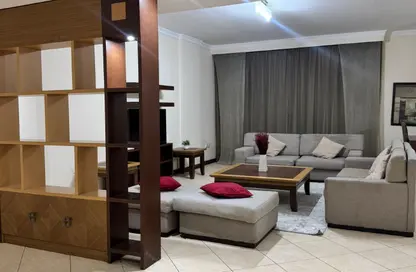 Apartment - 2 Bedrooms - 3 Bathrooms for rent in Al Juffair - Capital Governorate
