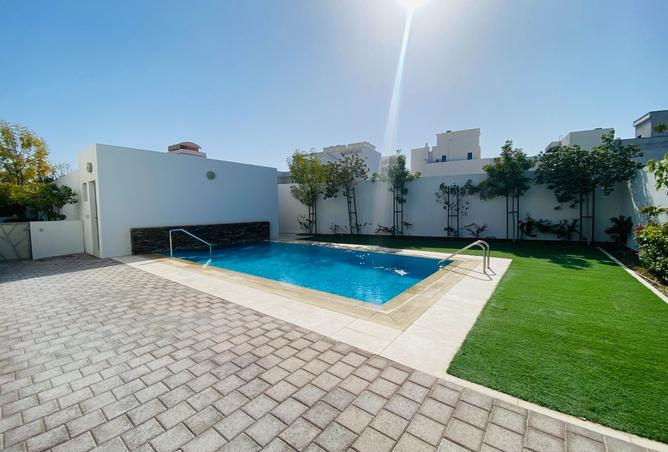 992814 - Property Image 3