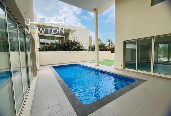 986200 - Property Main Image