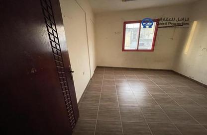 Apartment - 2 Bedrooms - 1 Bathroom for rent in Muharraq - Muharraq Governorate