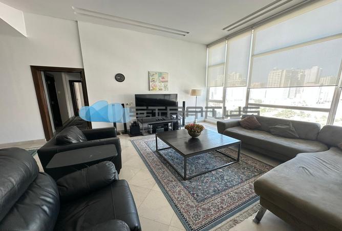 895397 - Property Image 2