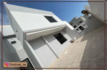 Villa - 5 Bedrooms - 6 Bathrooms for sale in Diyar Al Muharraq - Muharraq Governorate