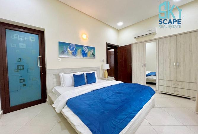 978549 - Property Image 2