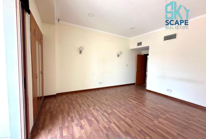 957706 - Property Image 2