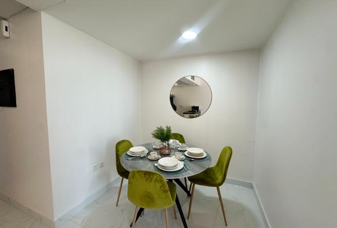 963785 - Property Image 3