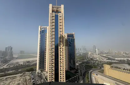 Apartment - 1 Bedroom - 2 Bathrooms for rent in Sanabis - Manama - Capital Governorate