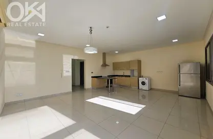 Apartment - 2 Bedrooms - 2 Bathrooms for rent in Adliya - Manama - Capital Governorate