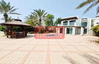 Villa - 5 Bedrooms - 6 Bathrooms for rent in Tala Island - Amwaj Islands - Muharraq Governorate