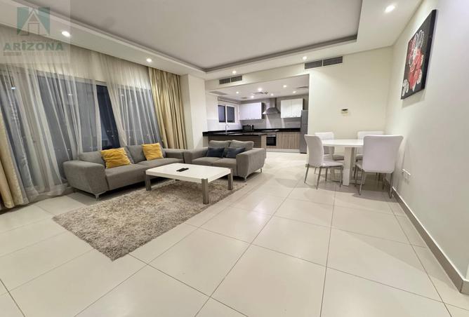 989558 - Property Image 2