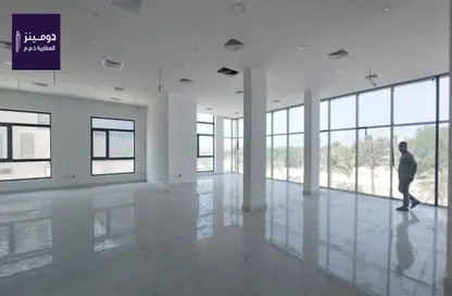 Empty Room image for: Office Space - Studio - 1 Bathroom for rent in Maqabah - Northern Governorate, Image 1