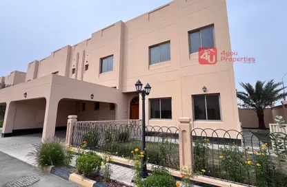 Villa - 4 Bedrooms - 5 Bathrooms for rent in Janabiya - Northern Governorate
