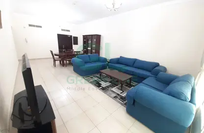 Apartment - 2 Bedrooms - 2 Bathrooms for rent in Al Juffair - Capital Governorate