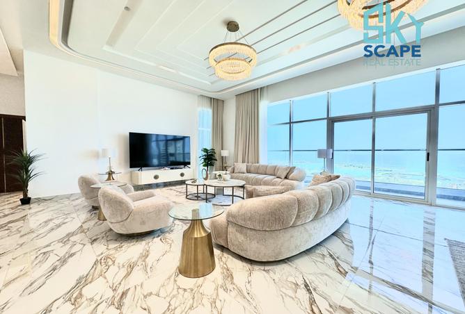 982875 - Property Image 2