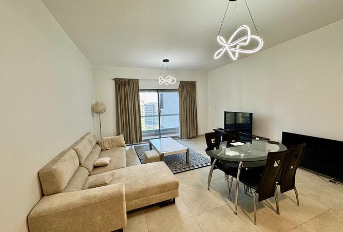 988355 - Property Main Image