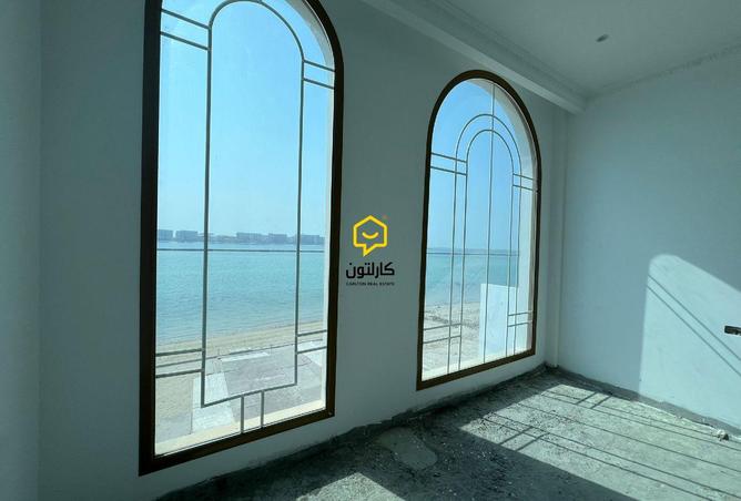 944655 - Property Image 2