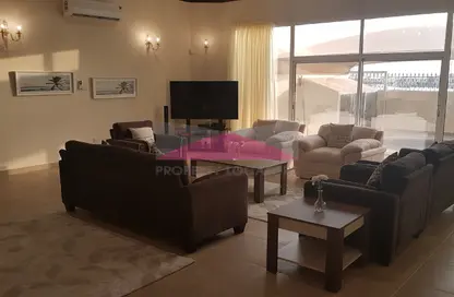 فيلا - 4 غرف نوم - 4 حمامات للايجار في الحد - المحرق